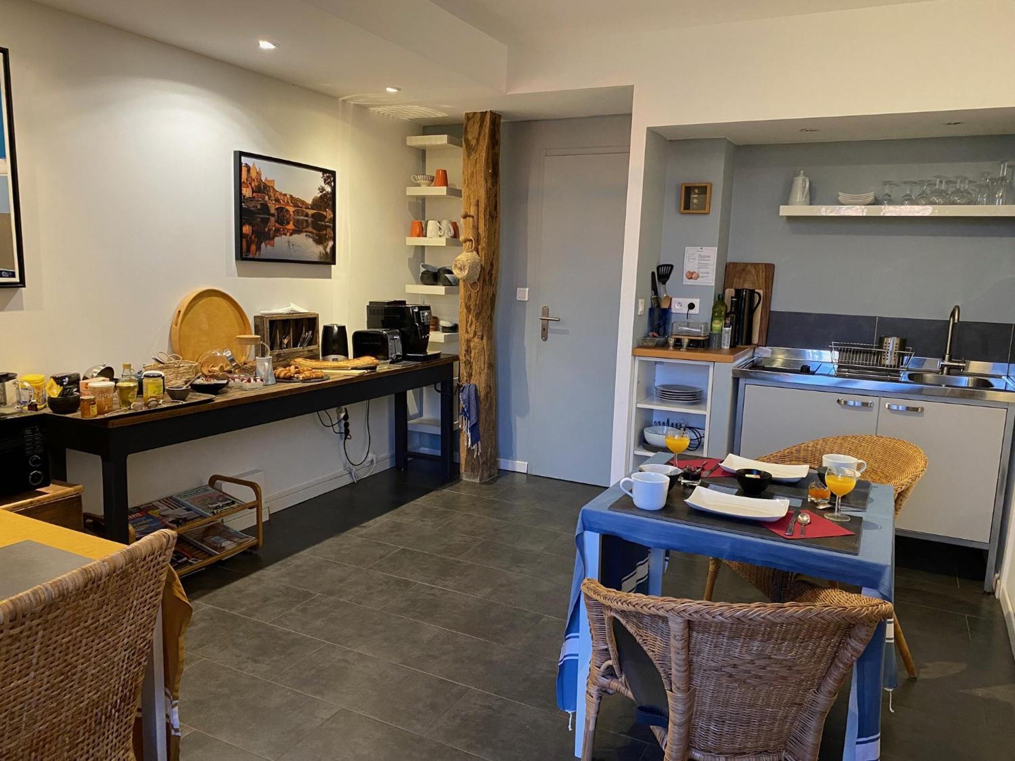 Bed and Breakfast La Ligne Angles-sur-lʼAnglin Exterior foto